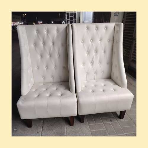 High-Back White Accent Chair – Luxury Leatherite