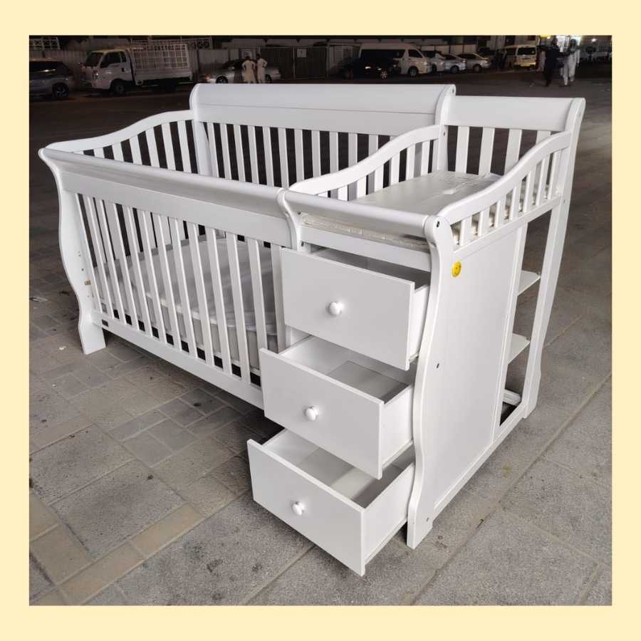 Convertible Baby Cot with Storage Drawers in Abu Dhabi | Baby Furniture UAE
